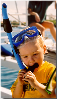 keenansnorkel.jpg - 29927 Bytes