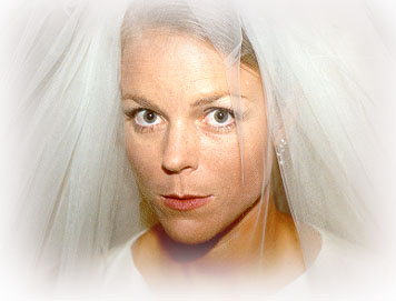 romyveil.jpg - 23153 Bytes